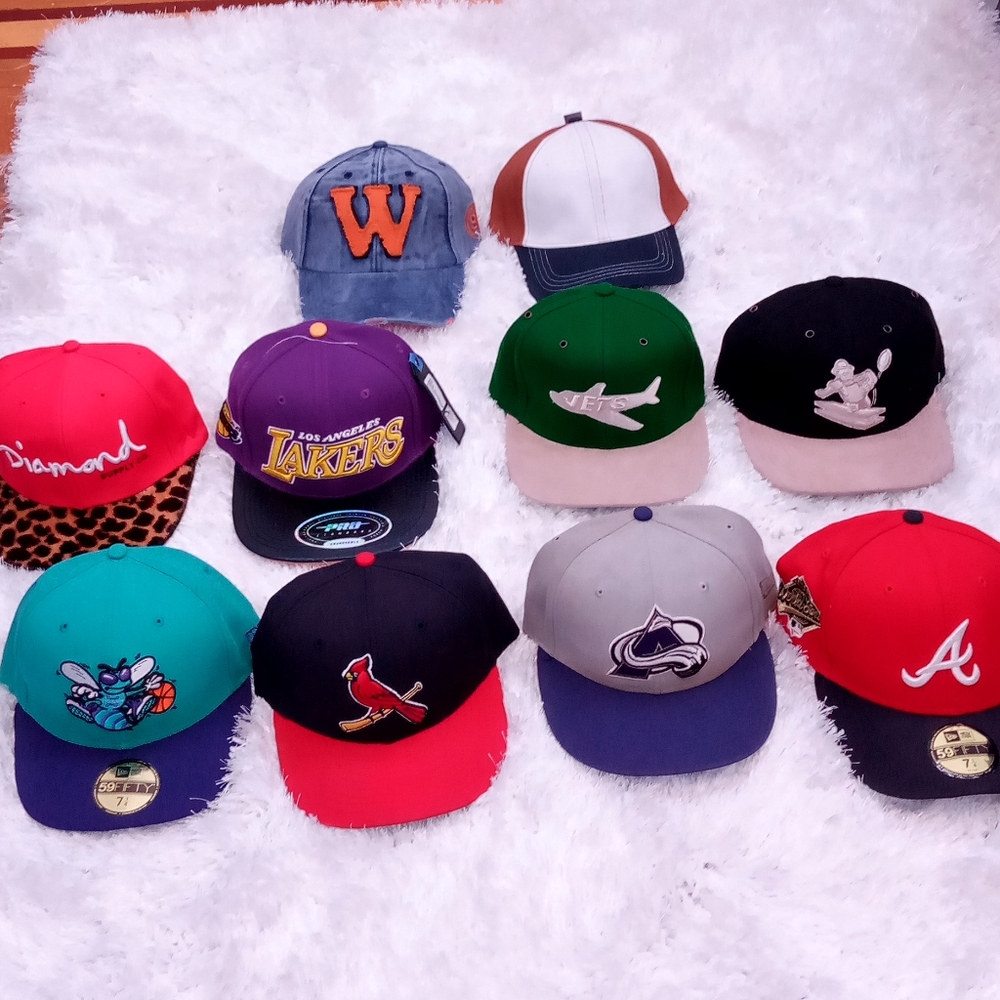 Mixed of hats!! Bundle sale!